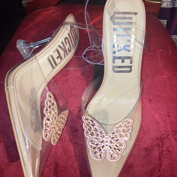 🌟NEW WICKED SPARKLE BUTTERFLY HEELS✨ - Picture 5 of 5